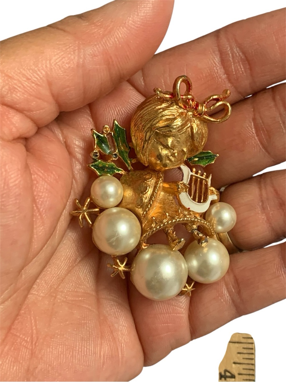 Vintage Corel Christmas Angel Brooch